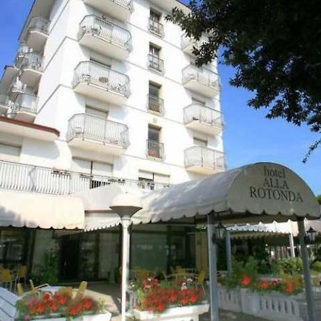 Hotel Alla Rotonda Лидо-ди-Езоло Экстерьер фото