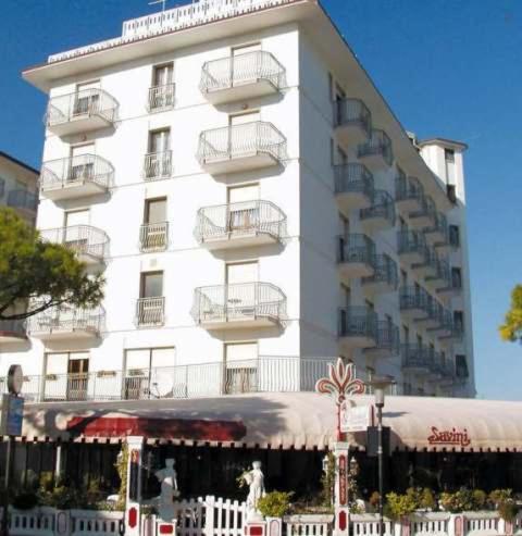 Hotel Alla Rotonda Лидо-ди-Езоло Экстерьер фото