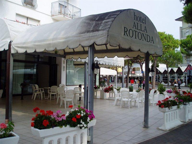 Hotel Alla Rotonda Лидо-ди-Езоло Экстерьер фото